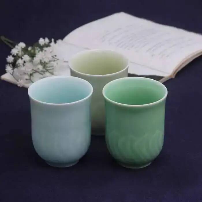 Celadon Ceramic Cup - كوب شاي لوتس مصنوع يدويًا من