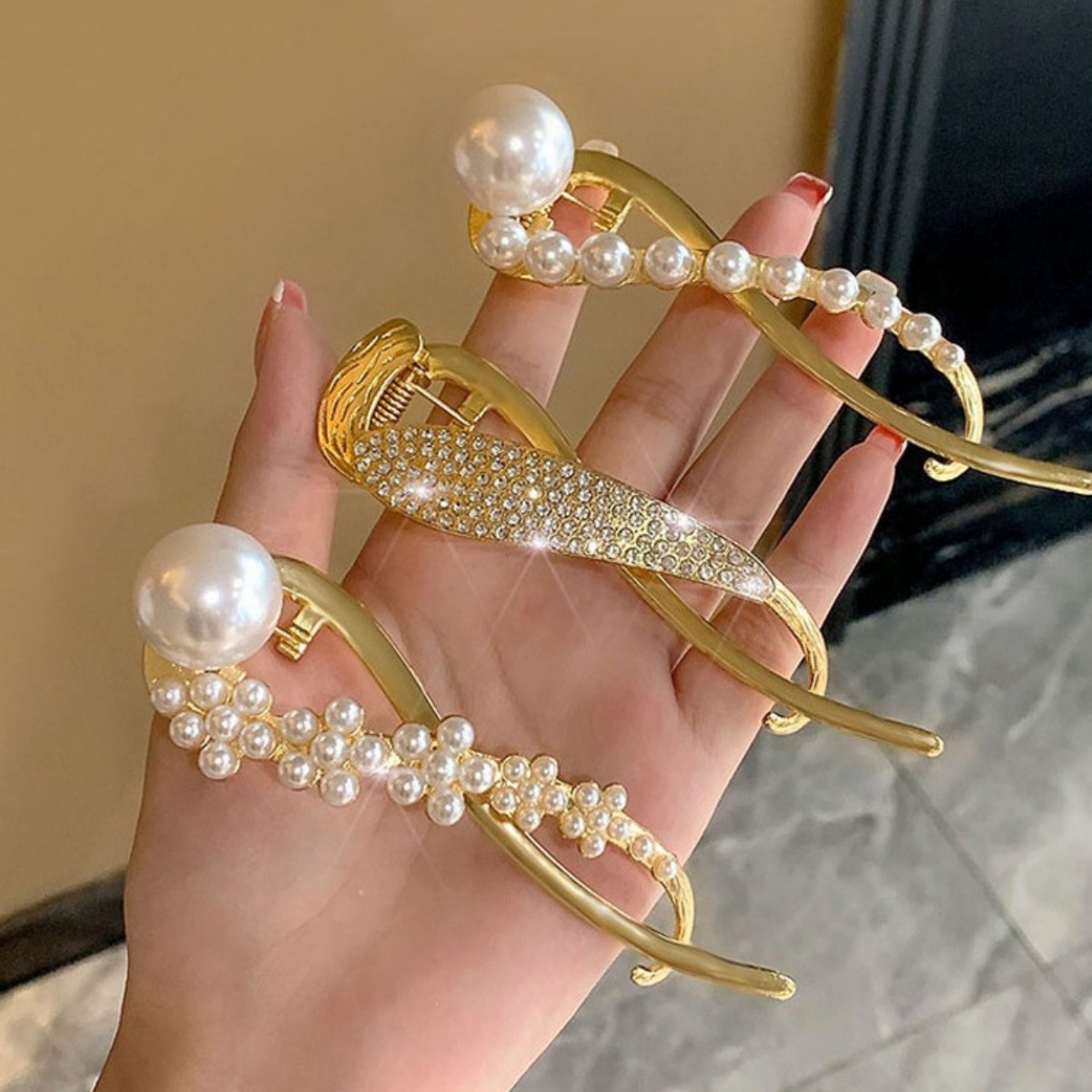 مشبك شعر لؤلؤي لامع أنيق للنسا - مراجعة Korean Lifestyle & Kids Boutique Photos وسعره
