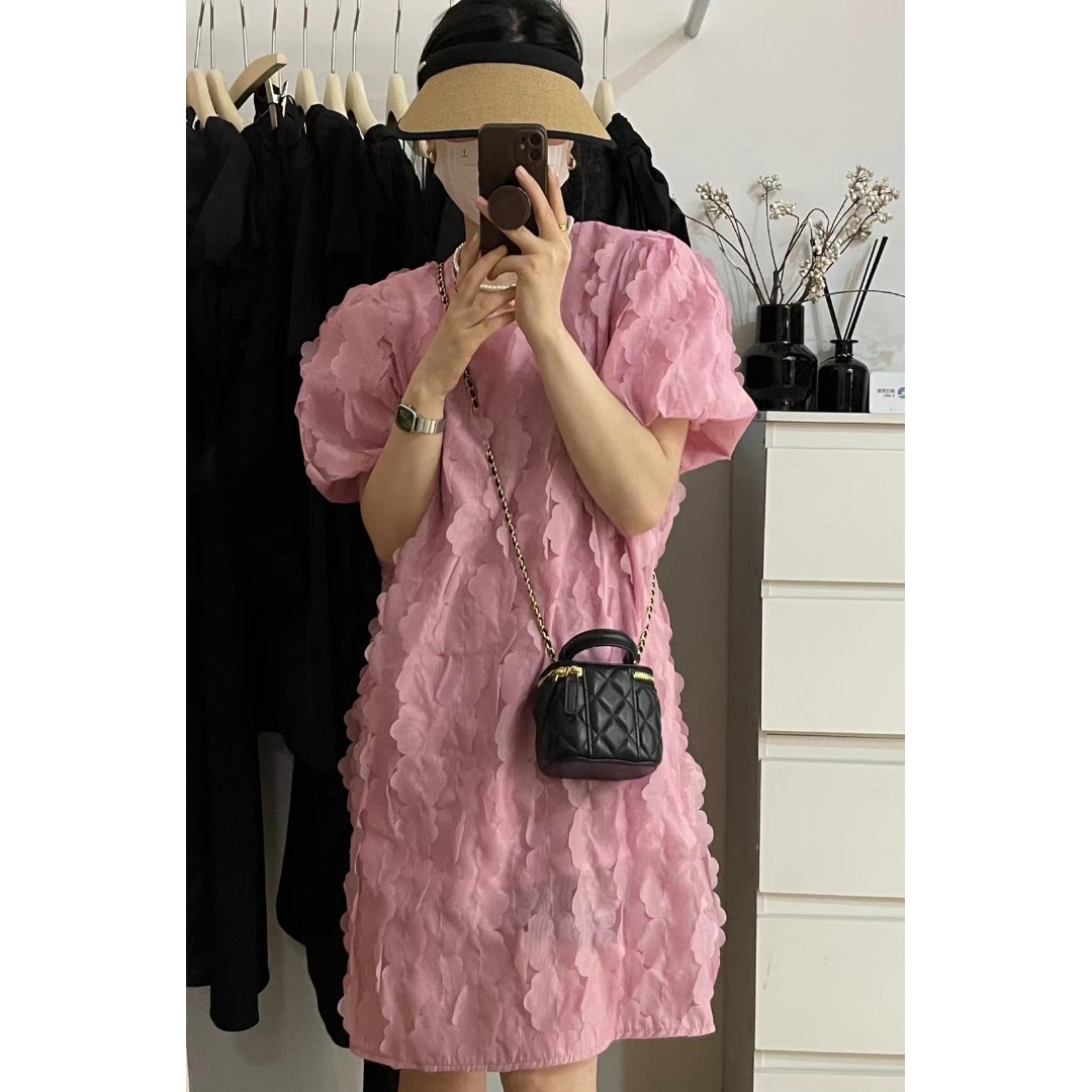 فستان بأكمام فقاعية مزين بالزه - مراجعة Korean Lifestyle & Kids Boutique Photos وسعره